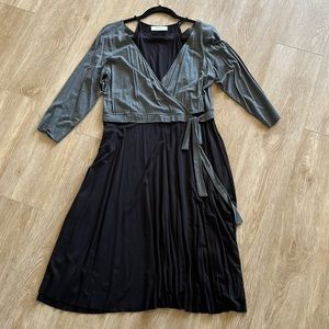 Bailey 44 Empire Waist Dress in Grey and Black. Size XL